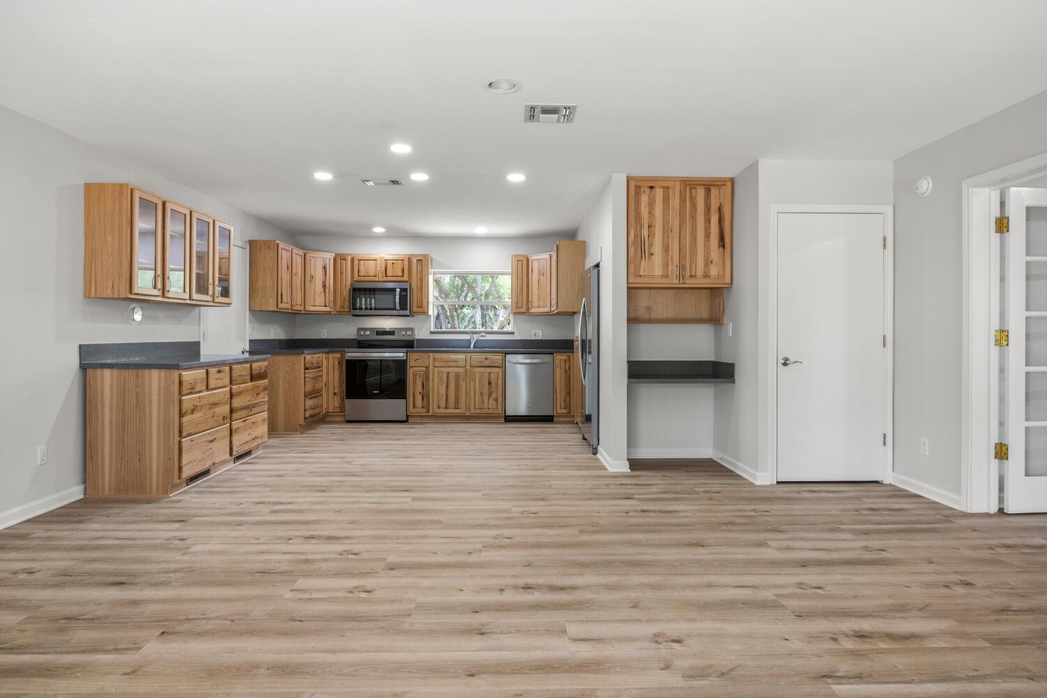 1100 Chapparal Dr, Wimberley, TX 78676