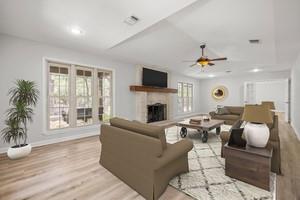 1100 Chapparal Dr, Wimberley, TX 78676