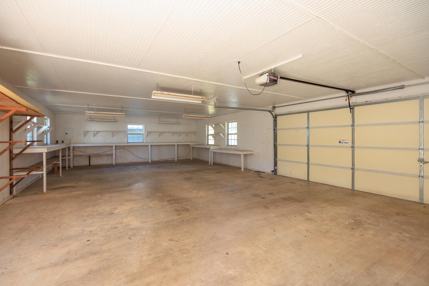 1100 Chapparal Dr, Wimberley, TX 78676