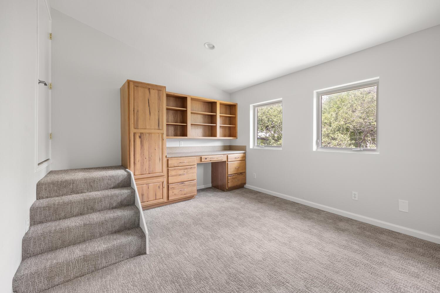 1100 Chapparal Dr, Wimberley, TX 78676