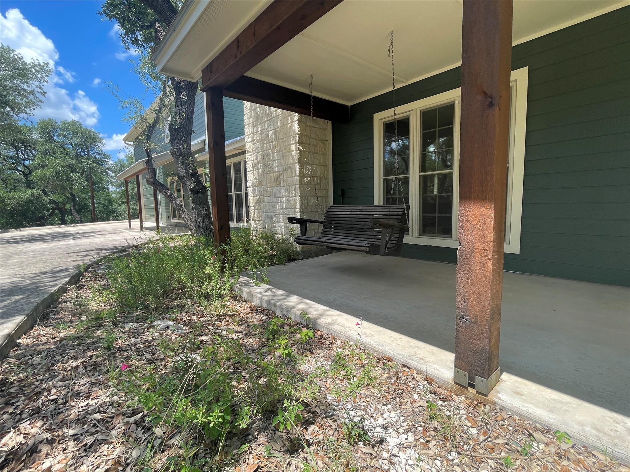 1100 Chapparal Dr, Wimberley, TX 78676