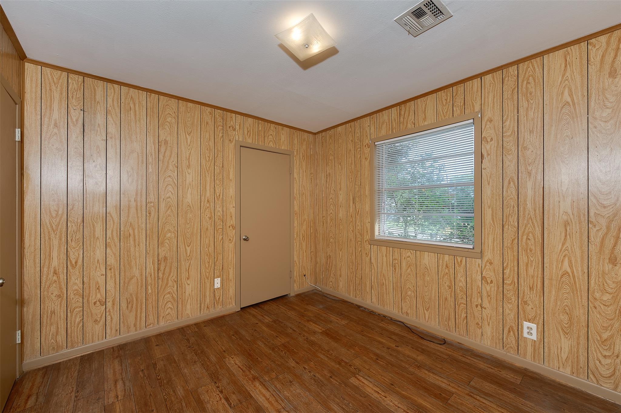 507 N Echols, Caldwell, TX 77836