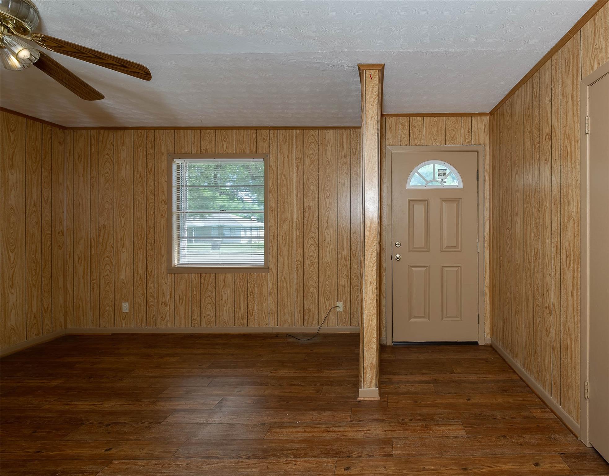 507 N Echols, Caldwell, TX 77836