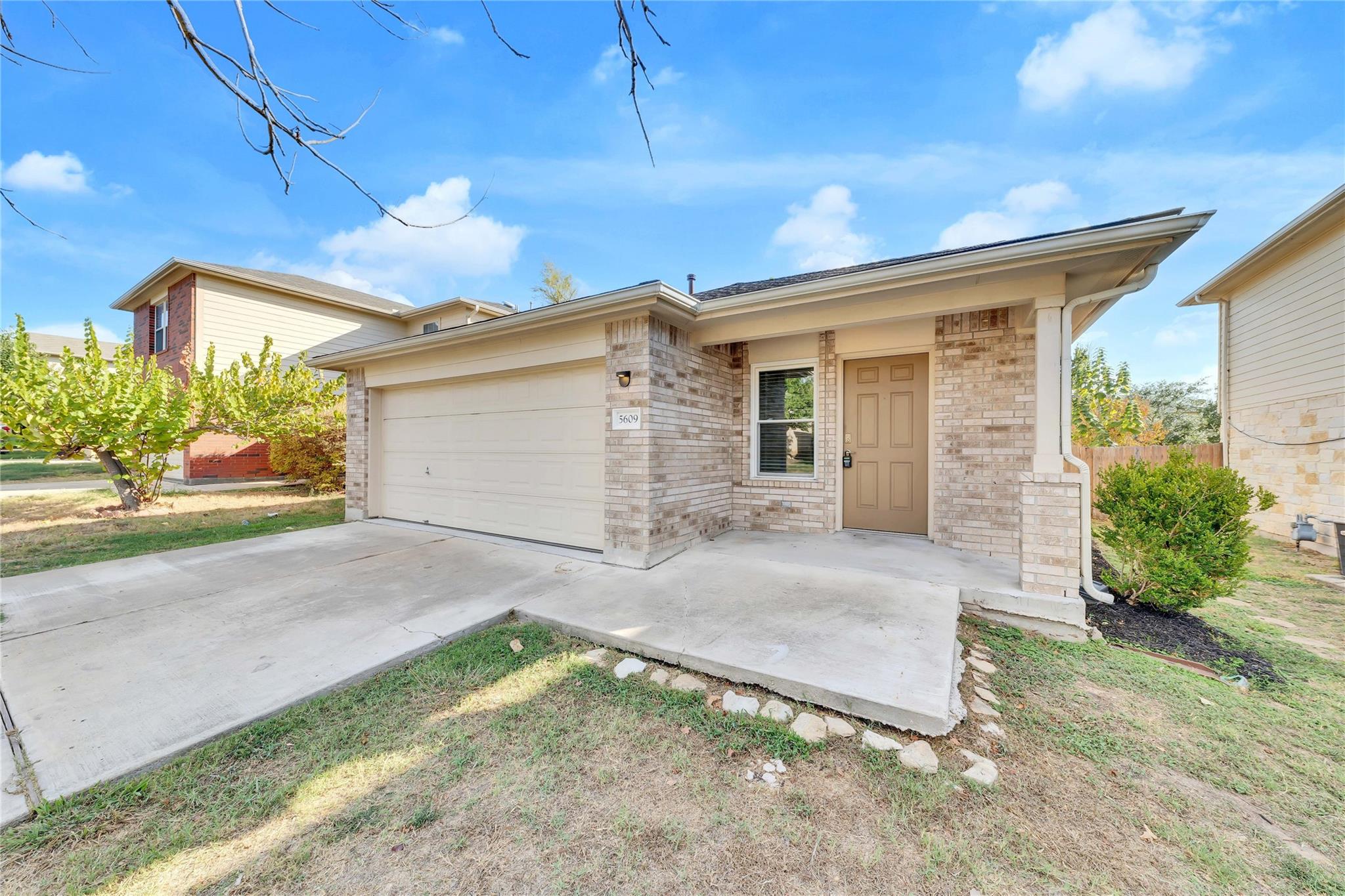 5609 Silver Screen Dr, Austin, TX 78747