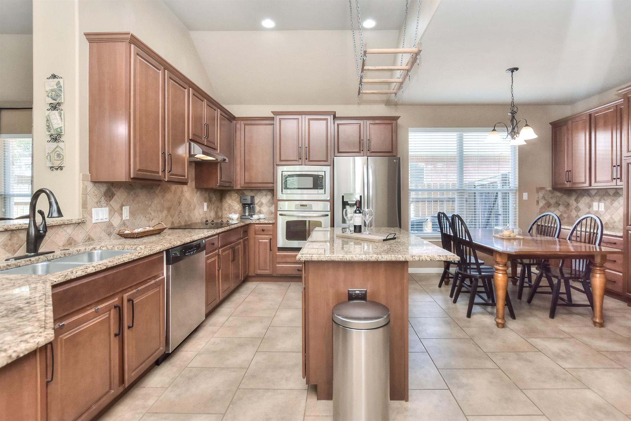 458 Logan Rd, Georgetown, TX 78628