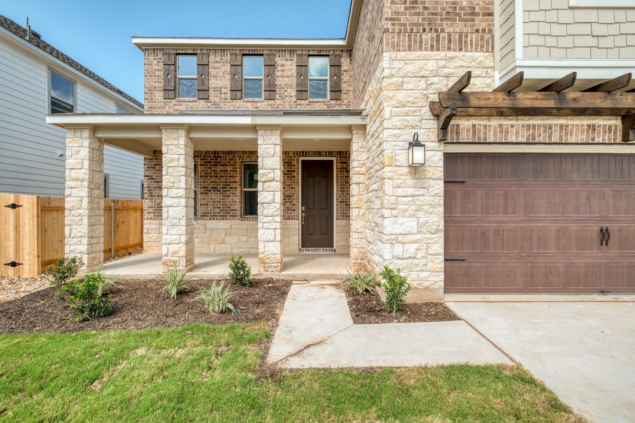 1717 River Plateau Dr, Leander, TX 78641