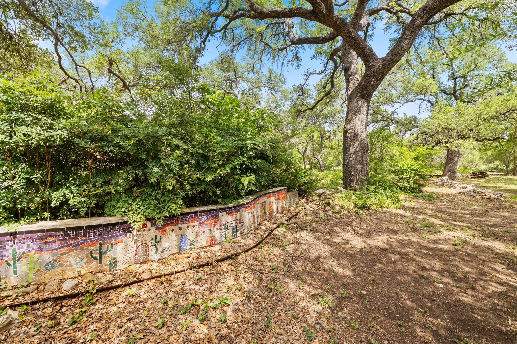 781 Woodland Dr, Driftwood, TX 78619