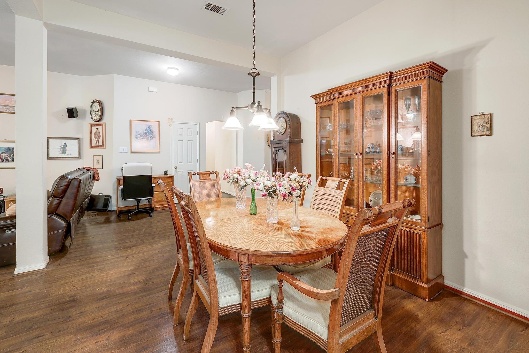 210 Buoy Cir, Georgetown, TX 78633