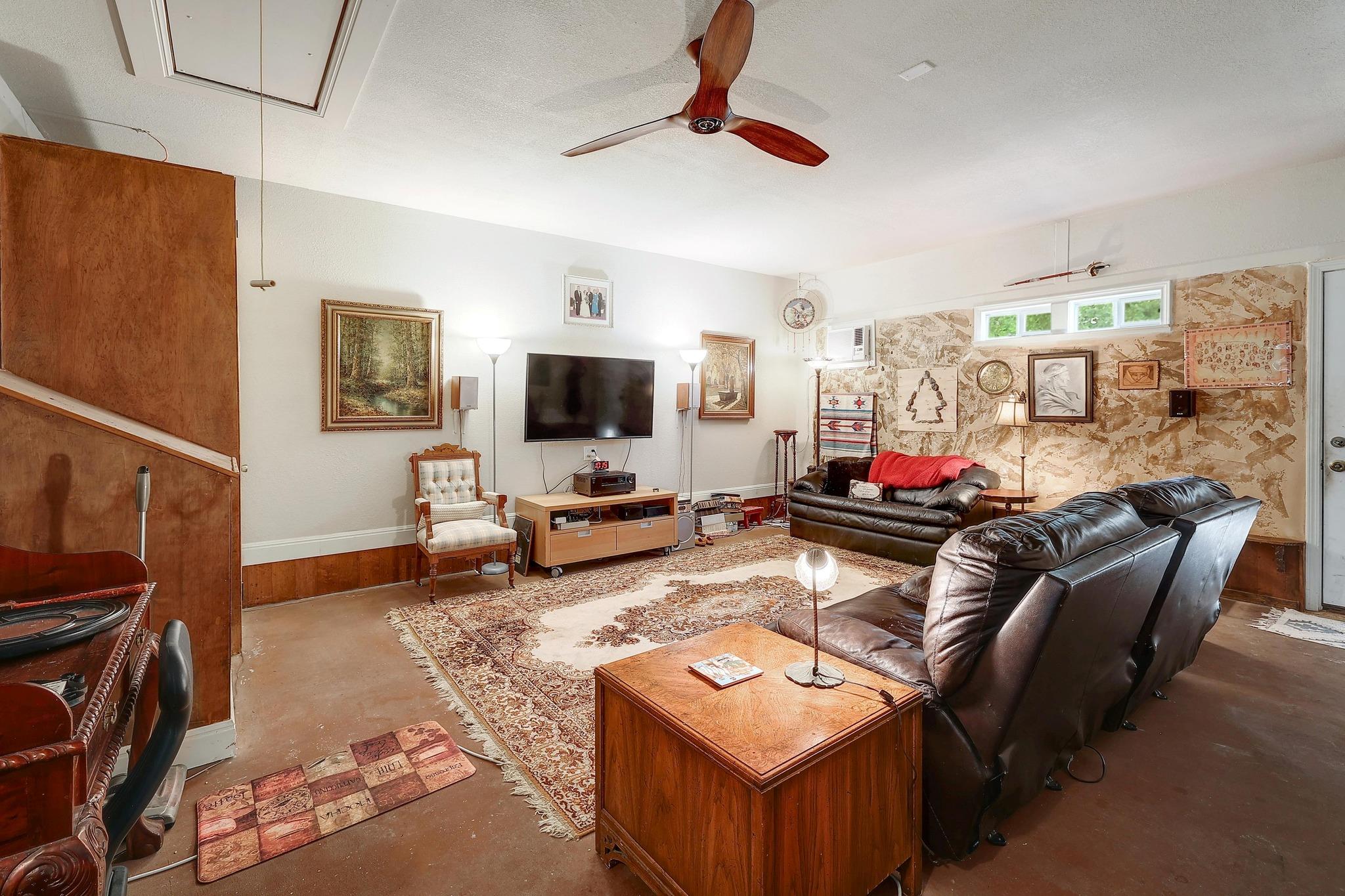 210 Buoy Cir, Georgetown, TX 78633