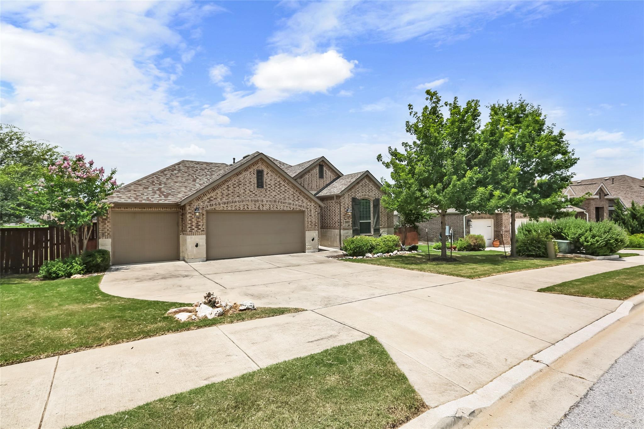 1821 Cherry Glade Trl, Georgetown, TX 78628