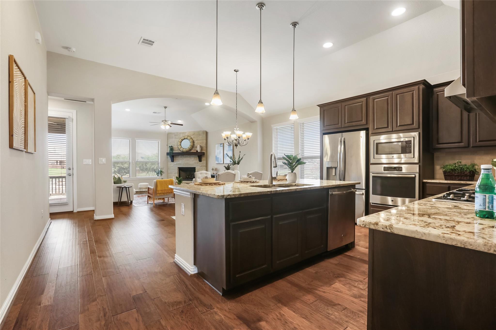 1821 Cherry Glade Trl, Georgetown, TX 78628
