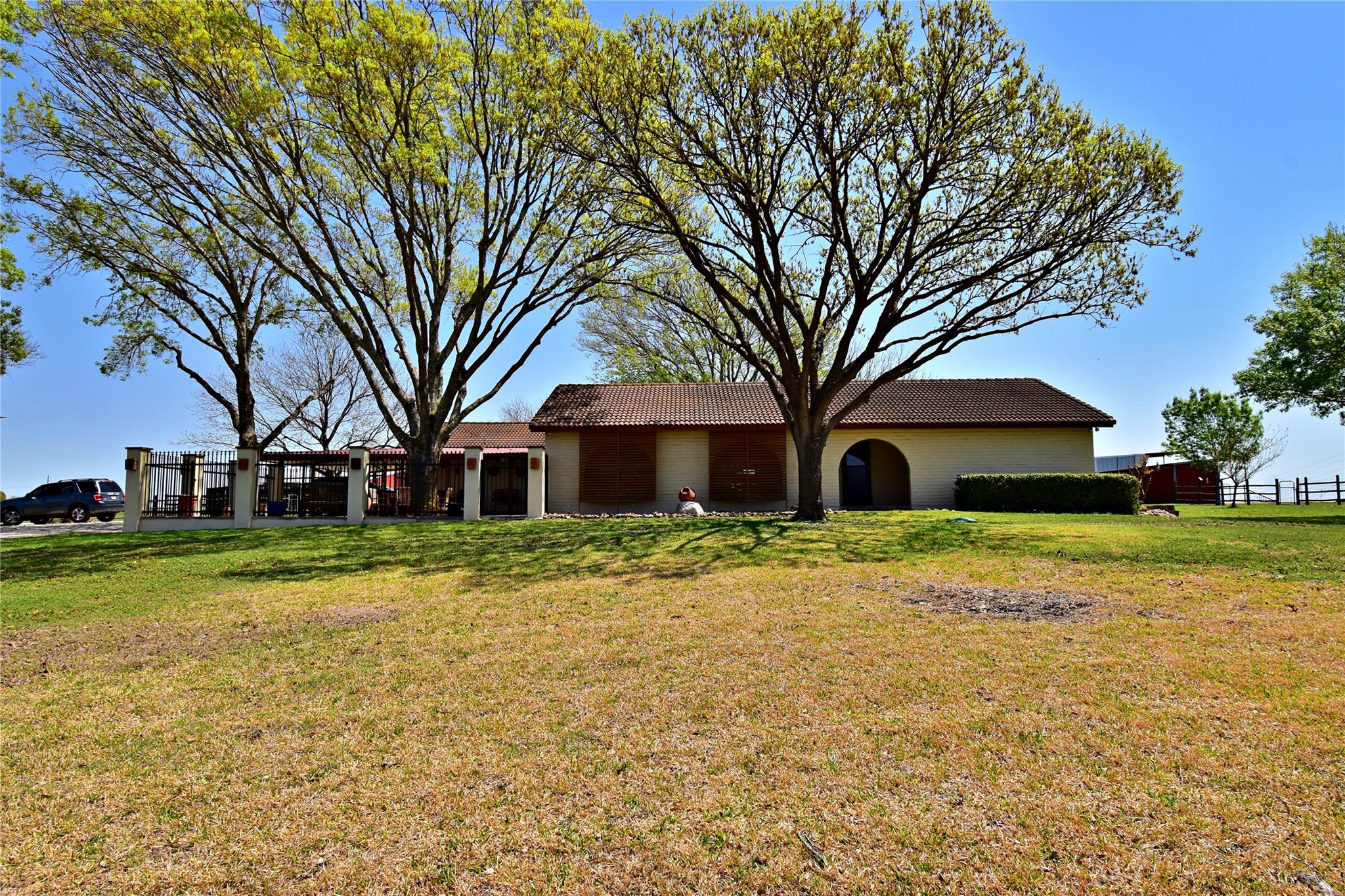 4513 Center Point Rd, San Marcos, TX 78666