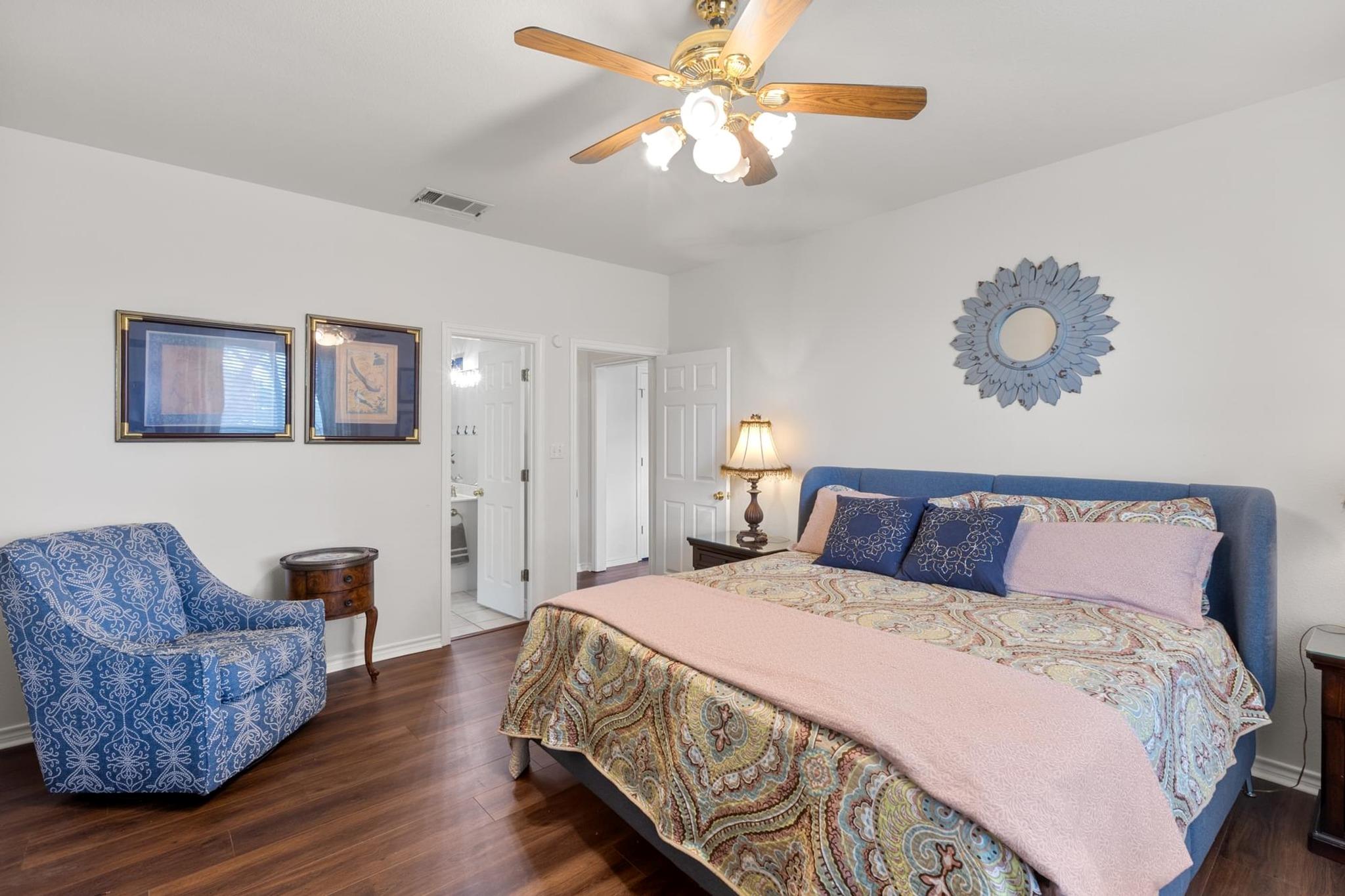 420 Oak Forest Dr, Buda, TX 78610
