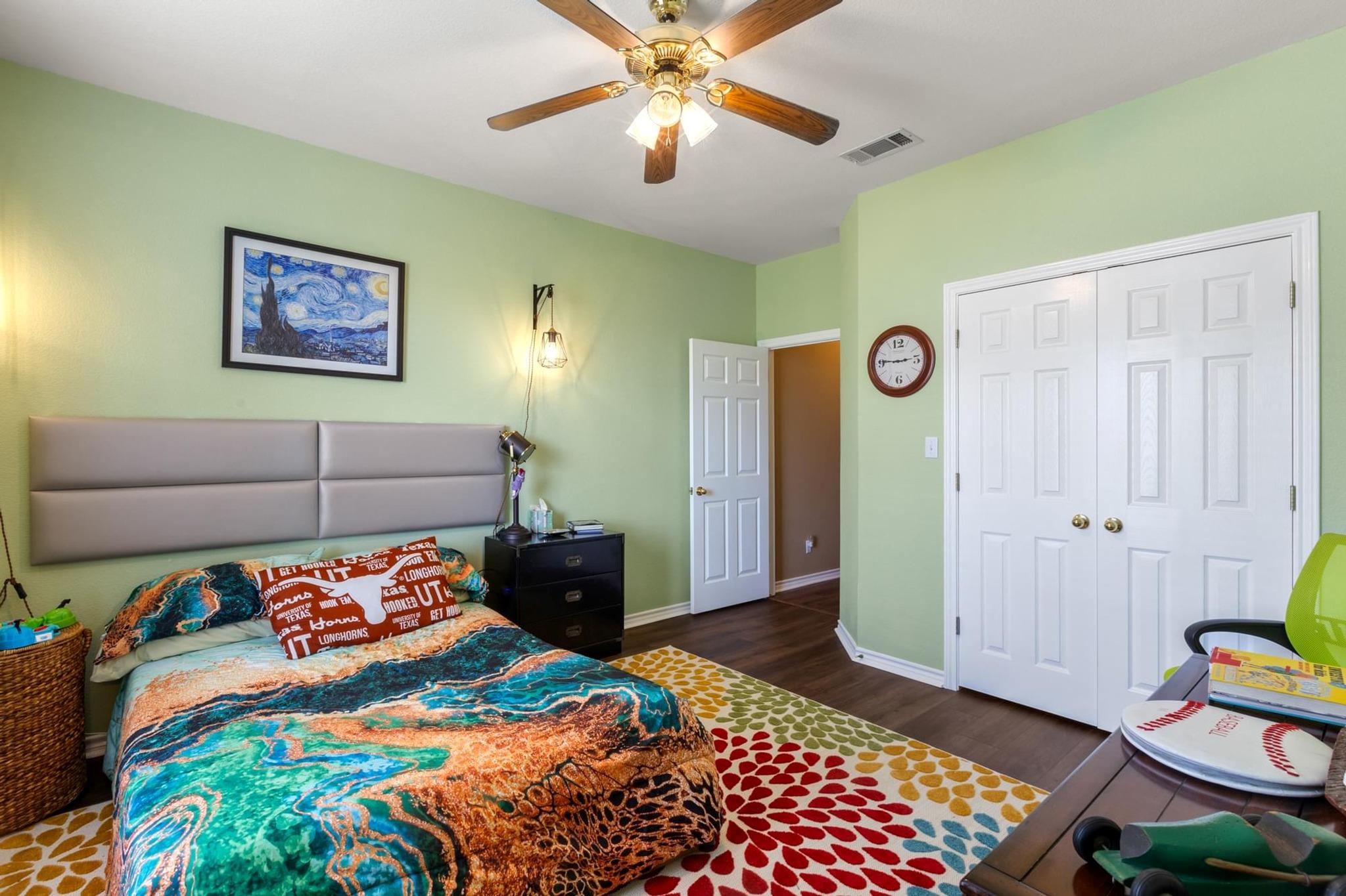 420 Oak Forest Dr, Buda, TX 78610