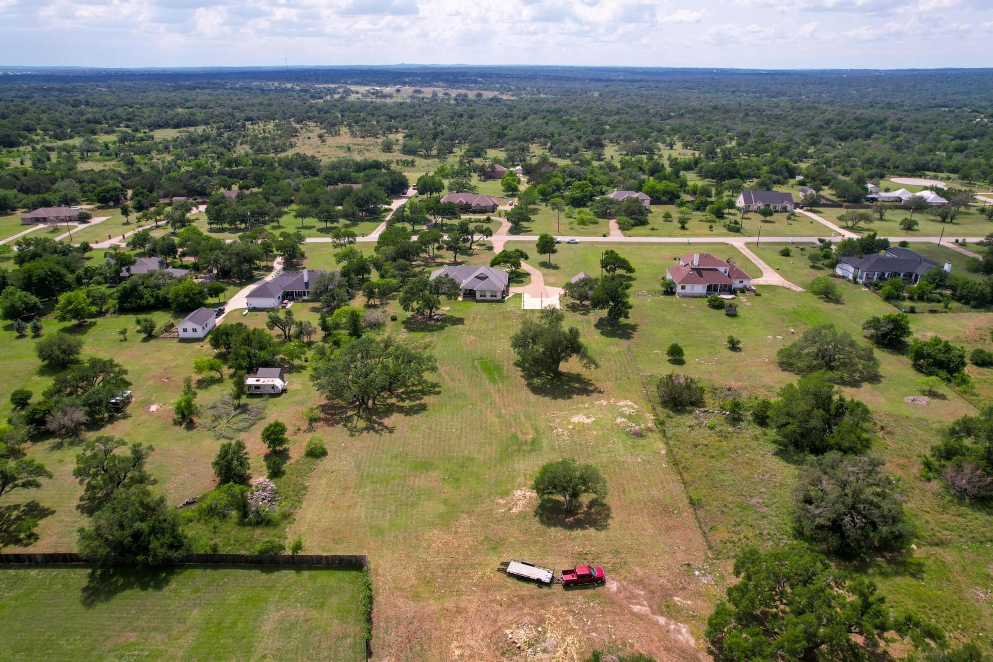 420 Oak Forest Dr, Buda, TX 78610