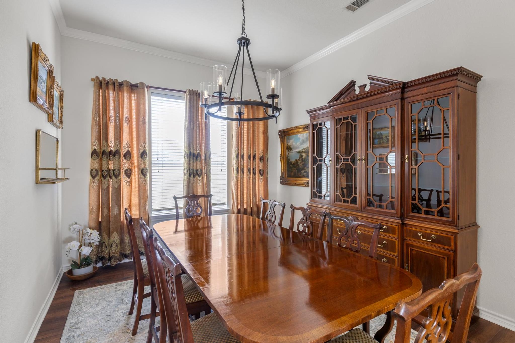 420 Oak Forest Dr, Buda, TX 78610
