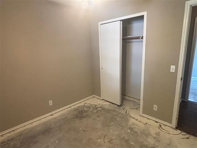 506 Garrett Ct, Hutto, TX 78634