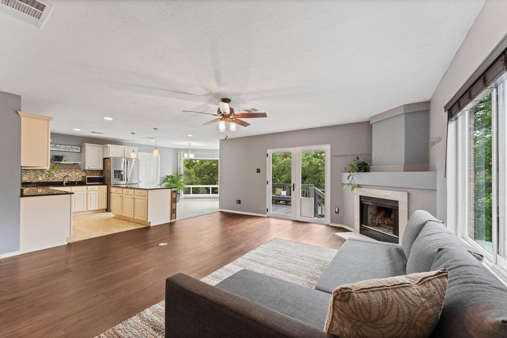 310 Spacious Sky, San Antonio, TX 78260