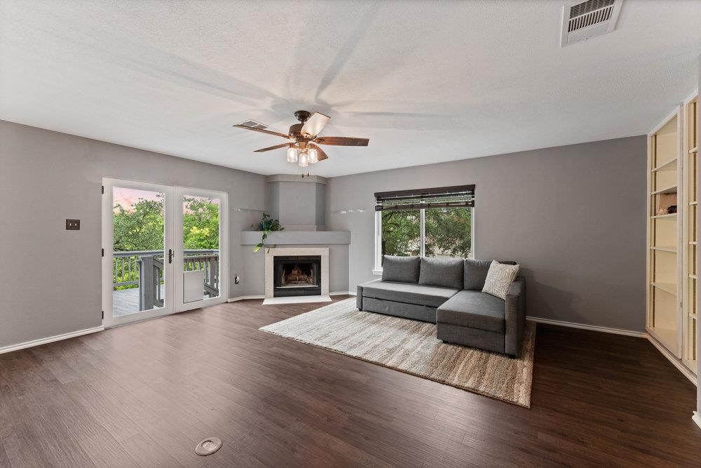310 Spacious Sky, San Antonio, TX 78260