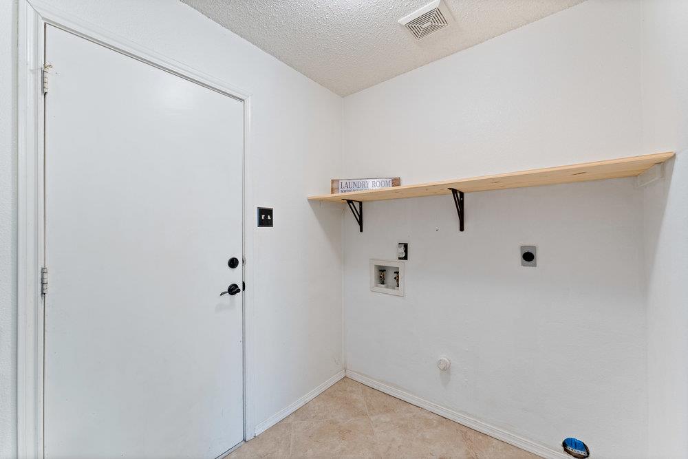 310 Spacious Sky, San Antonio, TX 78260