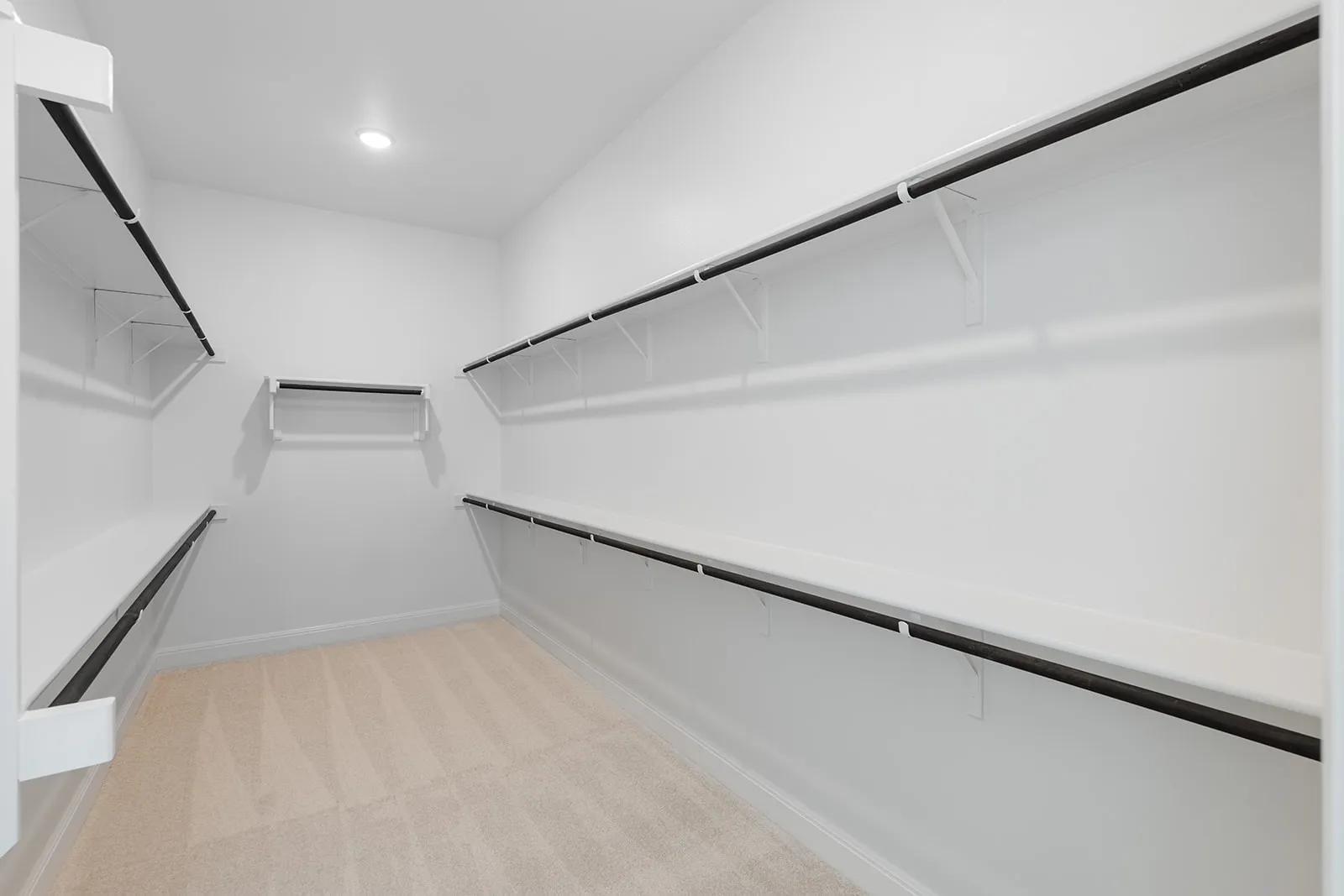 905 South Hemingway Loop, Liberty Hill, TX 78642