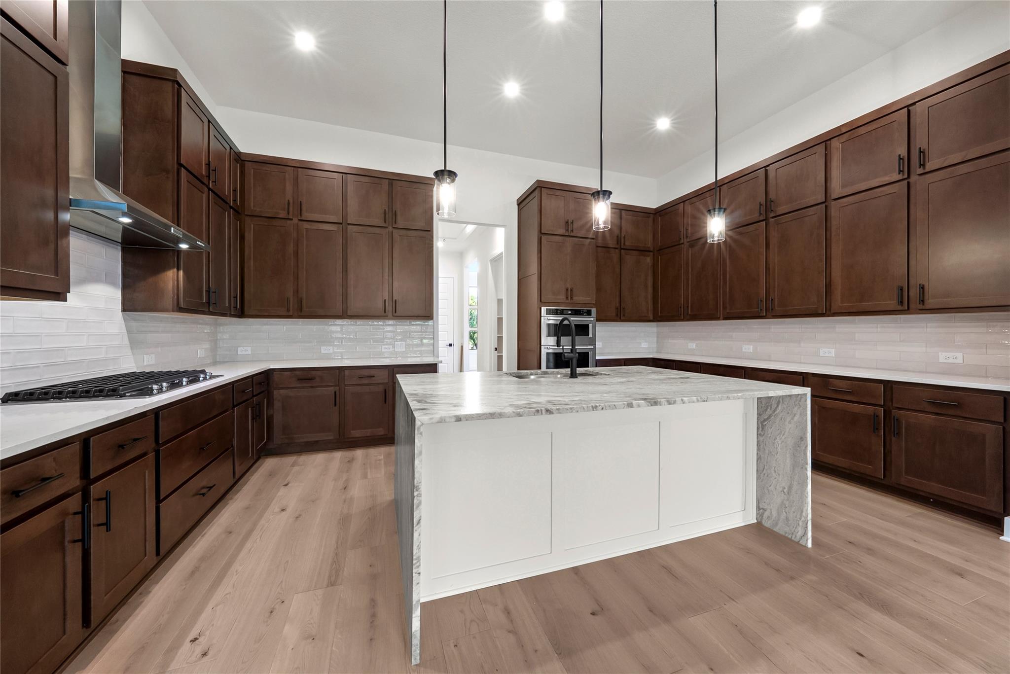 3937 Veneto Cir, Leander, TX 78641