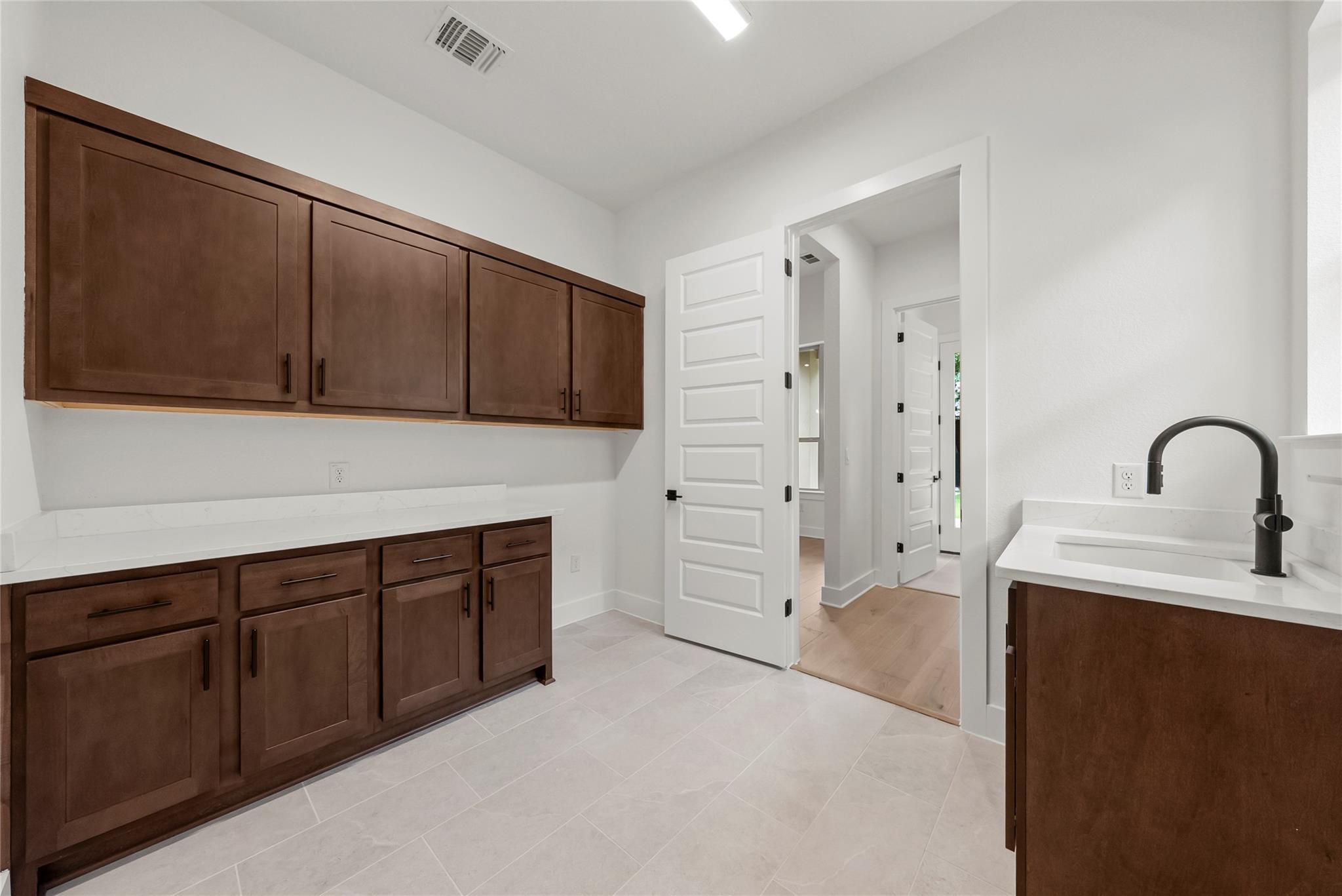 3937 Veneto Cir, Leander, TX 78641