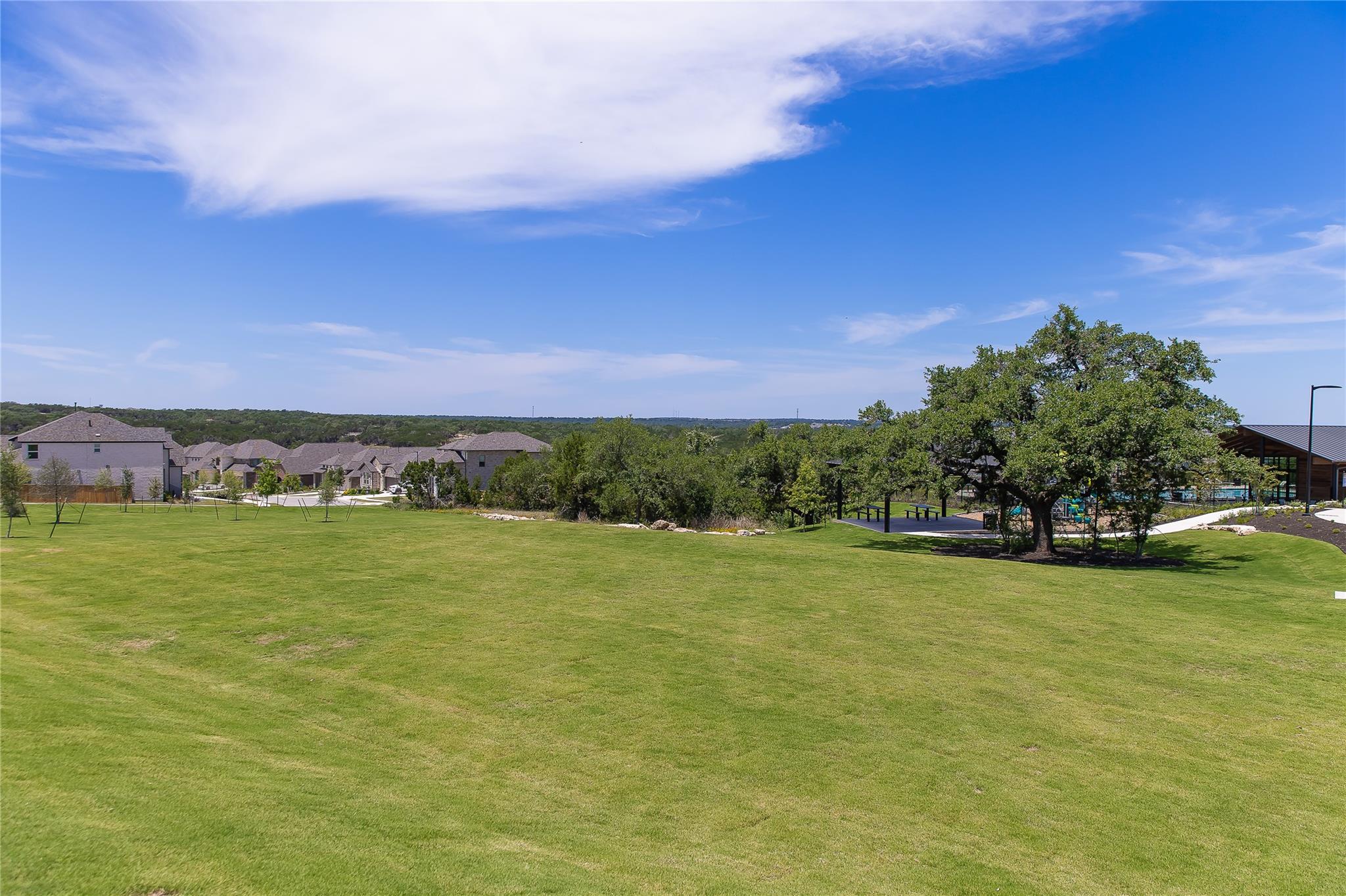136 Amber Oak Ln, Georgetown, TX 78628