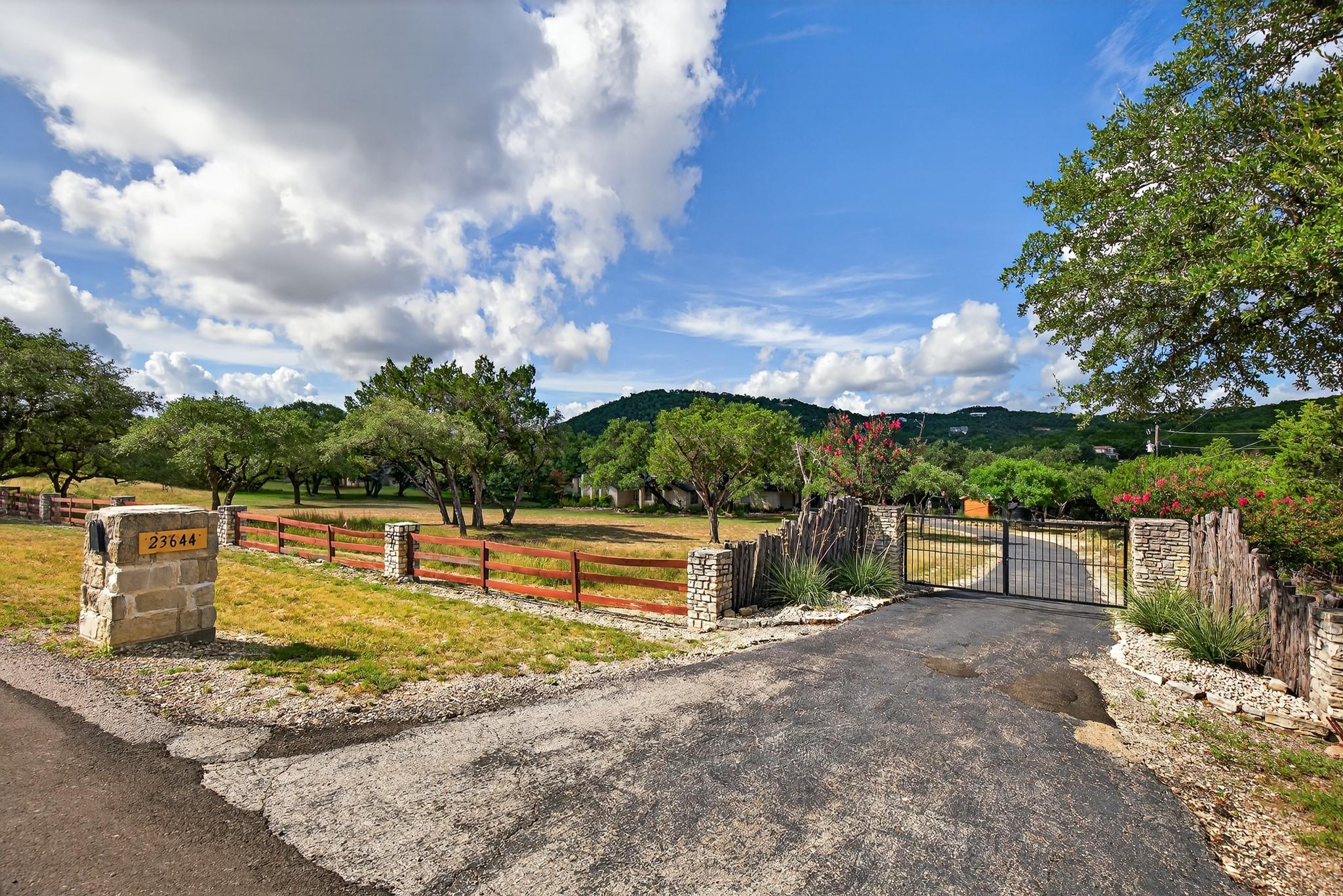 23642 & 23644 Nameless Rd, Leander, TX 78641
