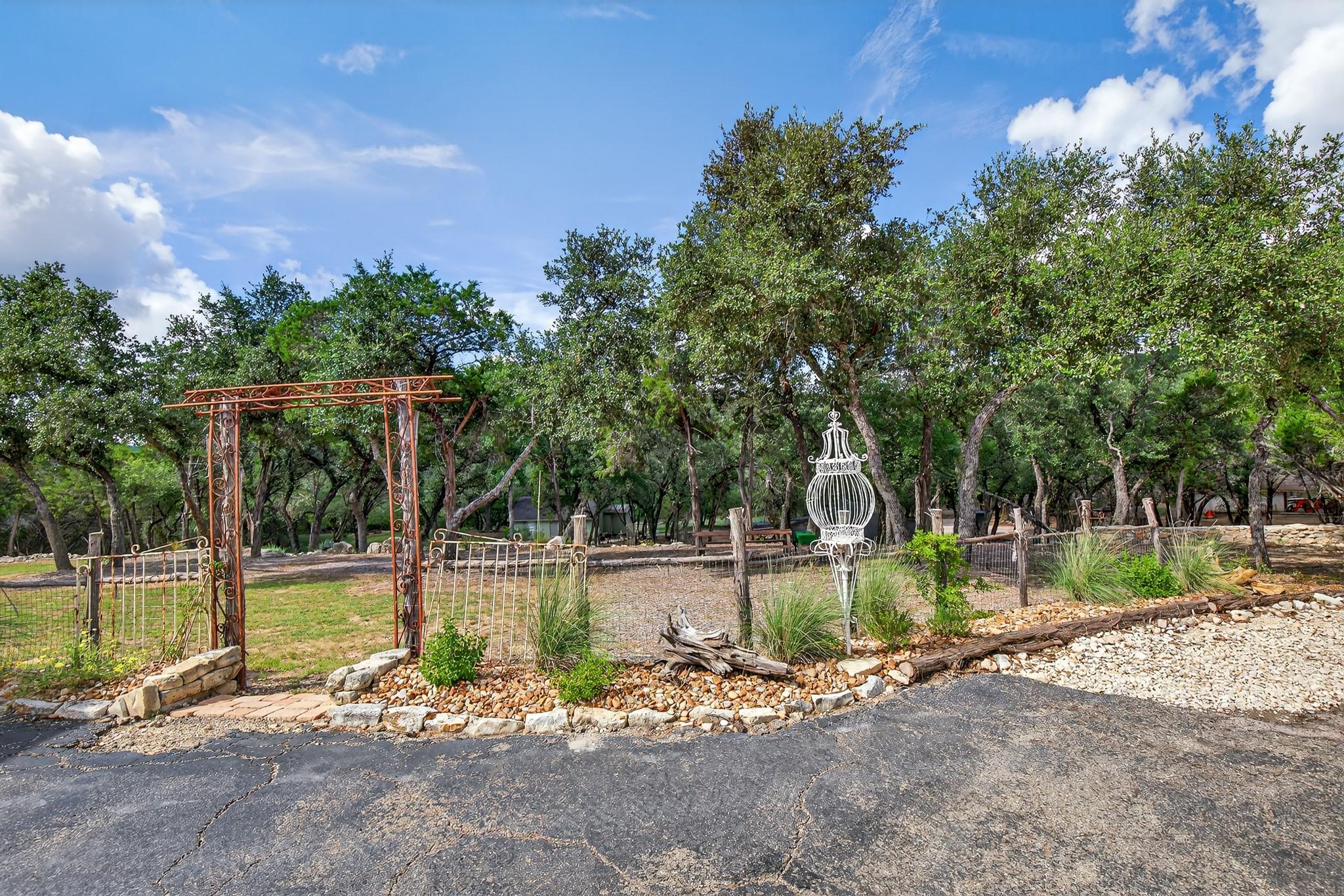 23642 & 23644 Nameless Rd, Leander, TX 78641