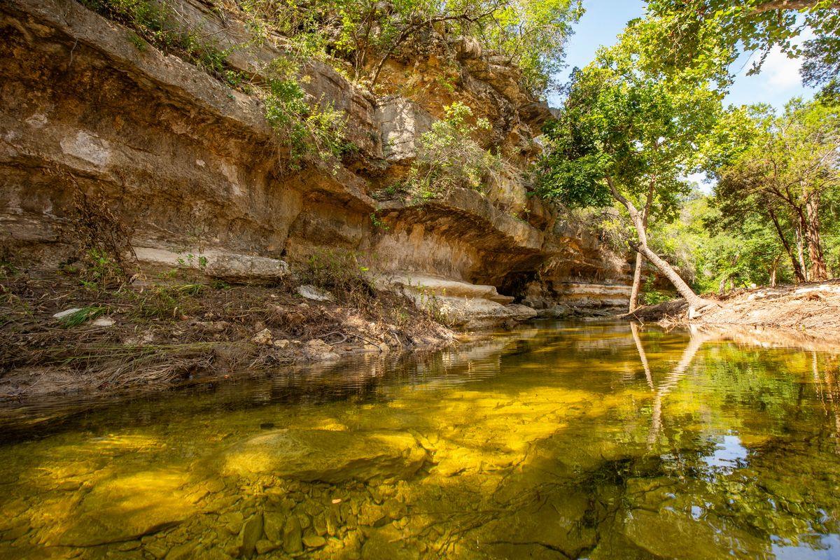 23642 & 23644 Nameless Rd, Leander, TX 78641