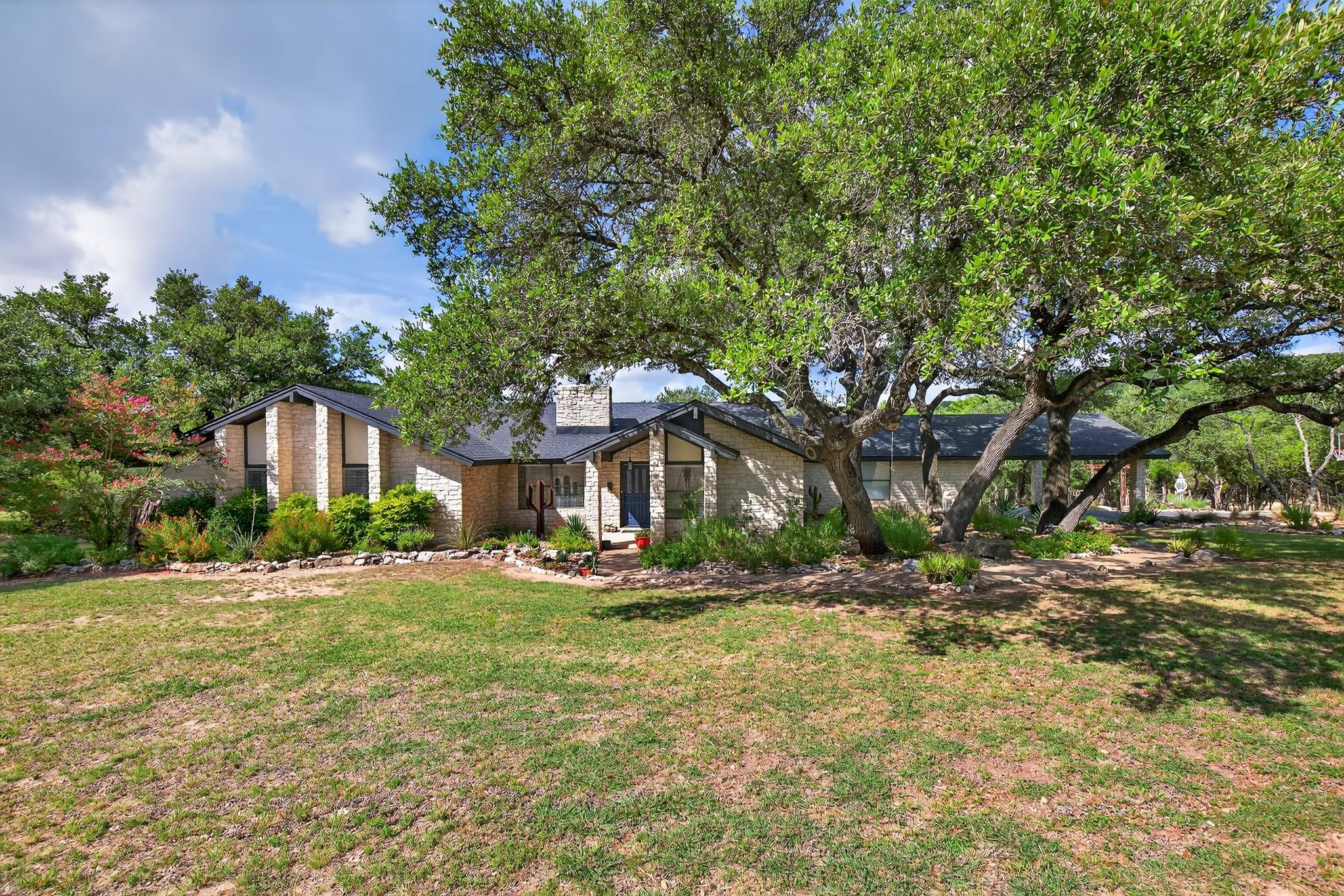 23642 & 23644 Nameless Rd, Leander, TX 78641