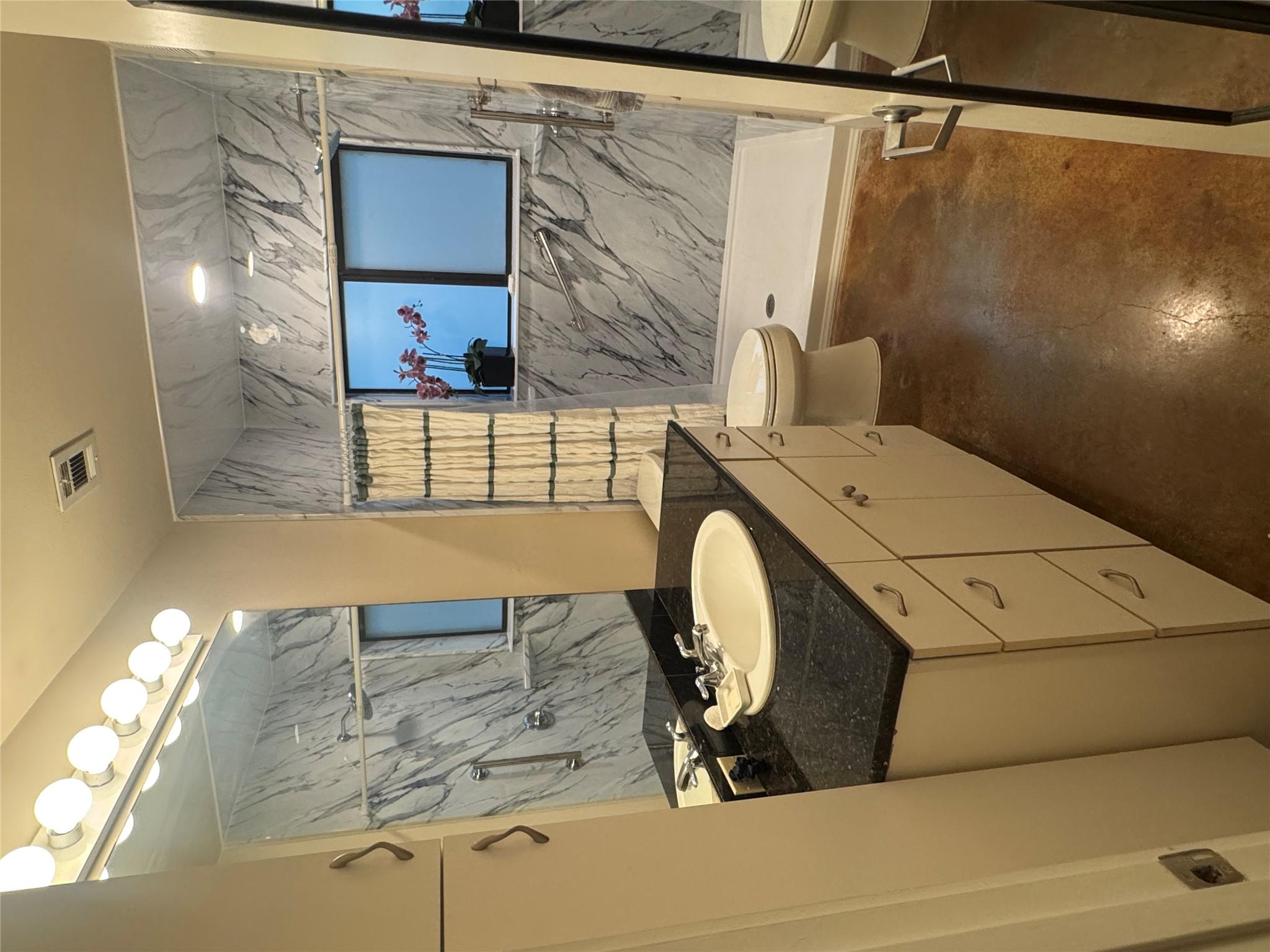 911 Keith Ln # 2, Austin, TX 78705