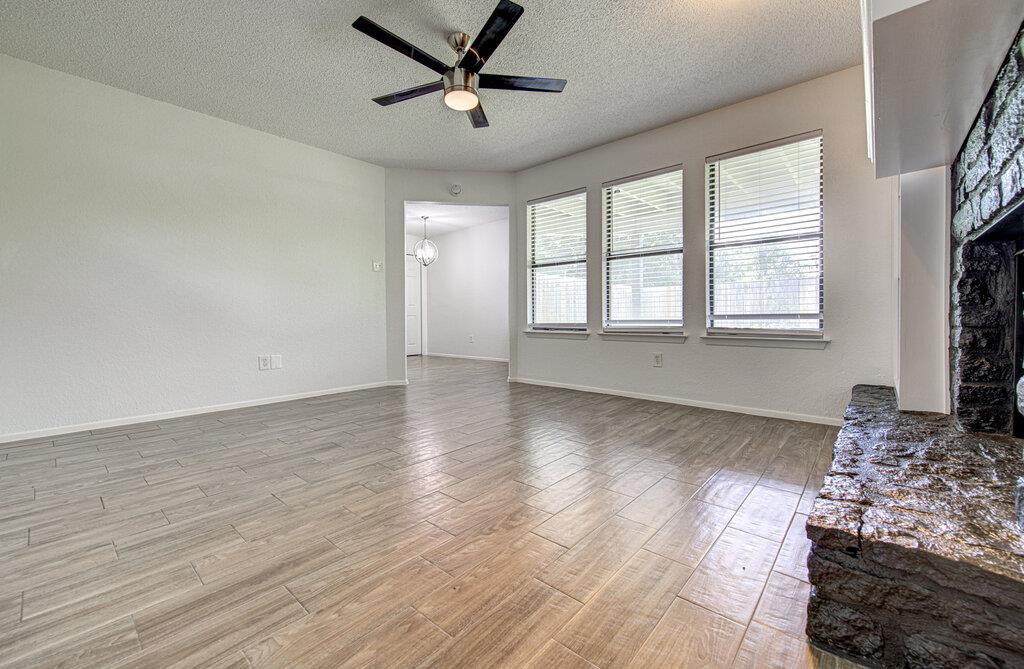 1900 Rawhide Dr # C, Round Rock, TX 78681