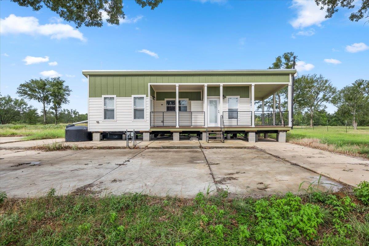 267 Linam Ln, Cedar Creek, TX 78612