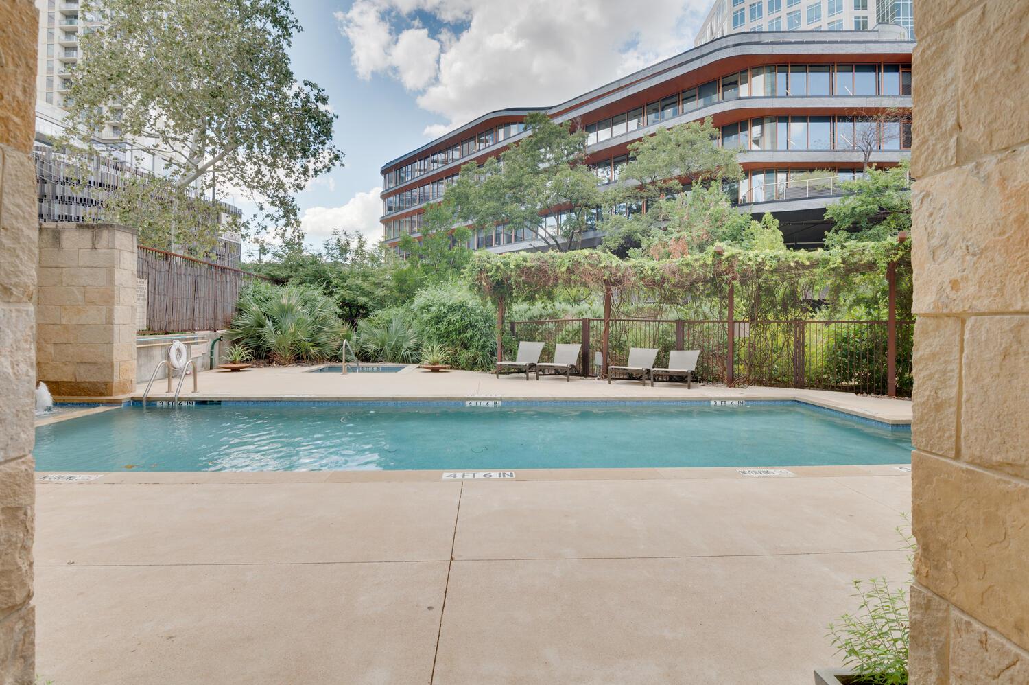 800 W. 5th St # 809, Austin, TX 78703