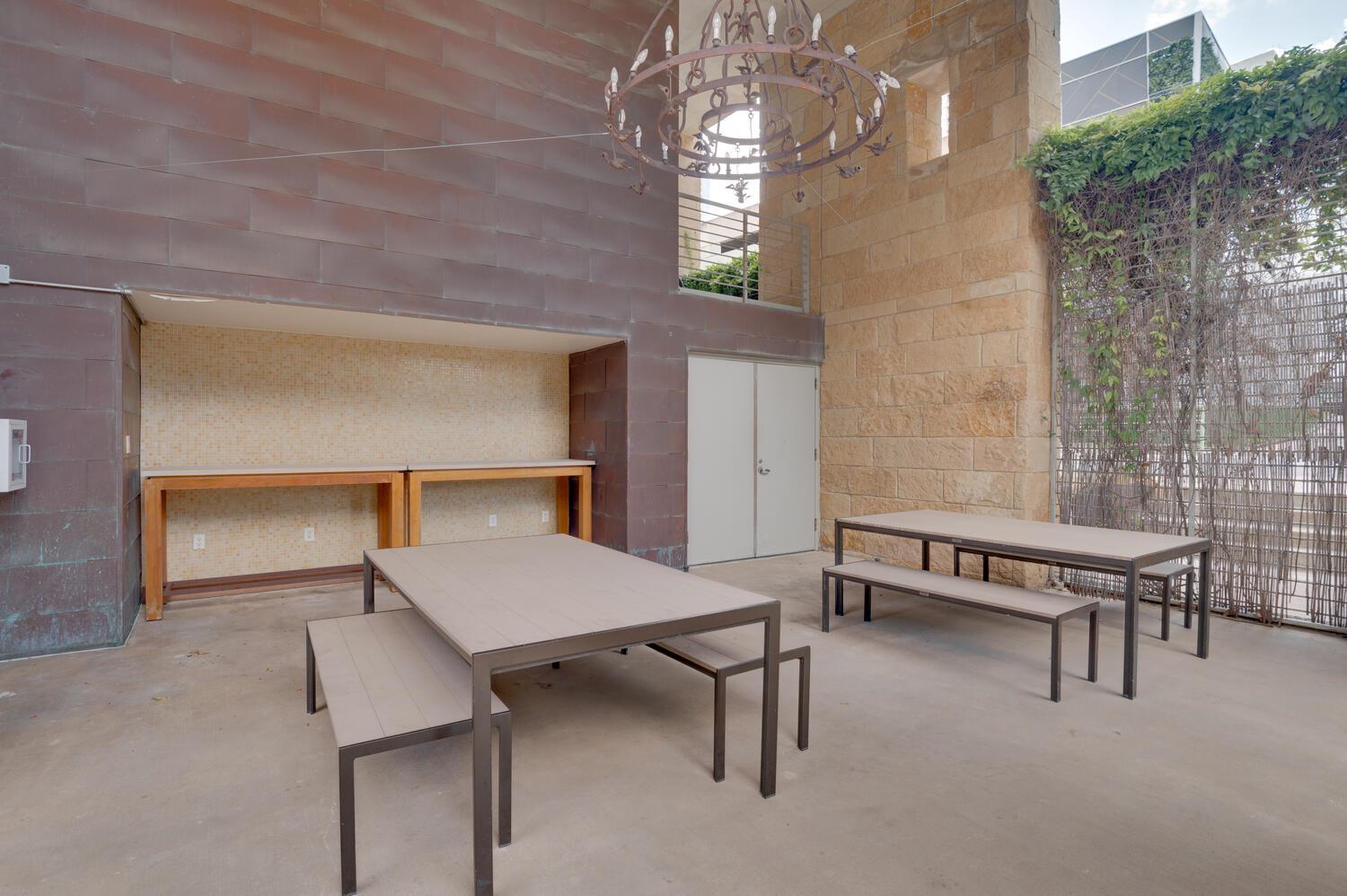 800 W. 5th St # 809, Austin, TX 78703