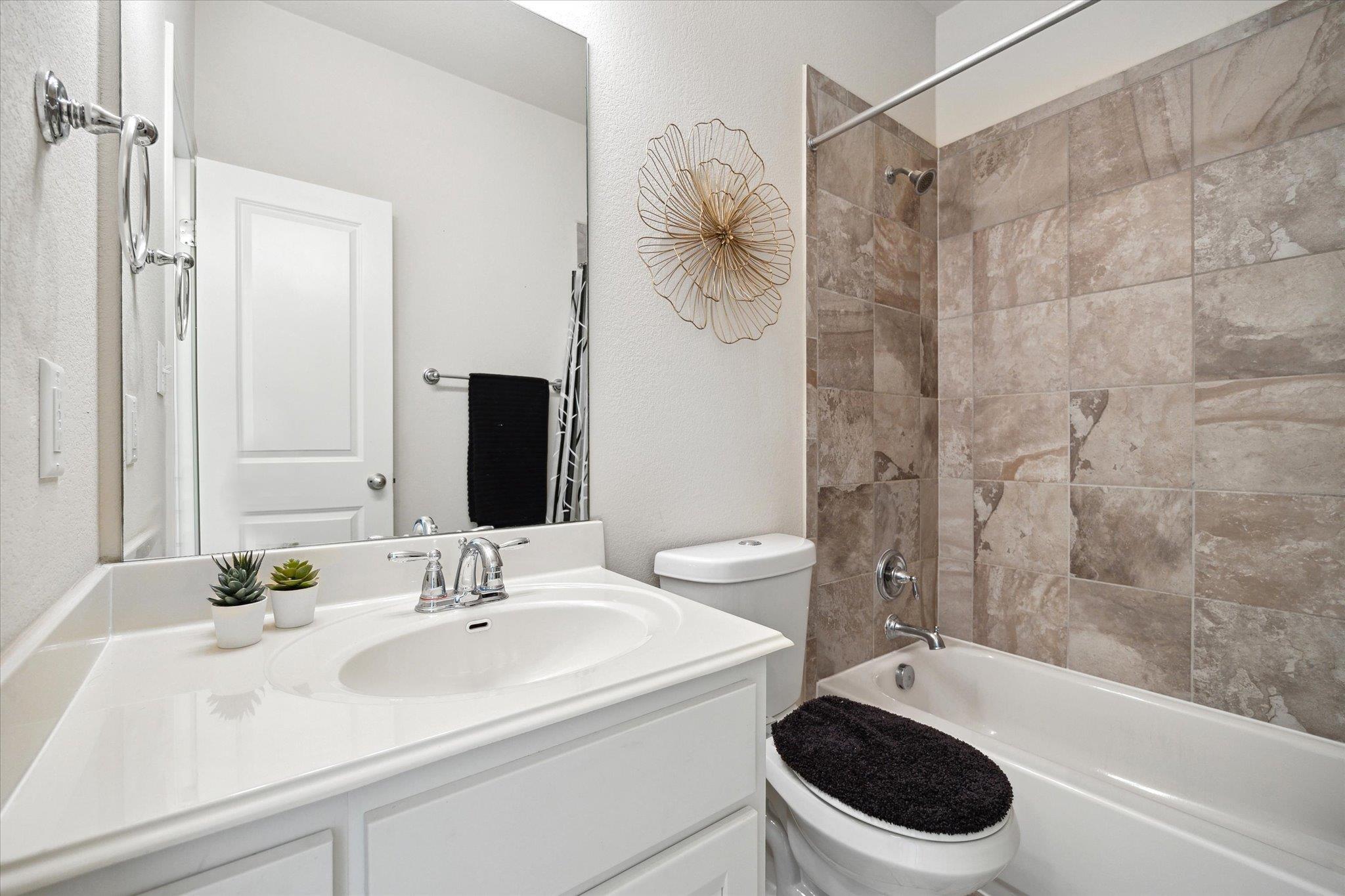 2216 Lookout Knoll Dr, Leander, TX 78641