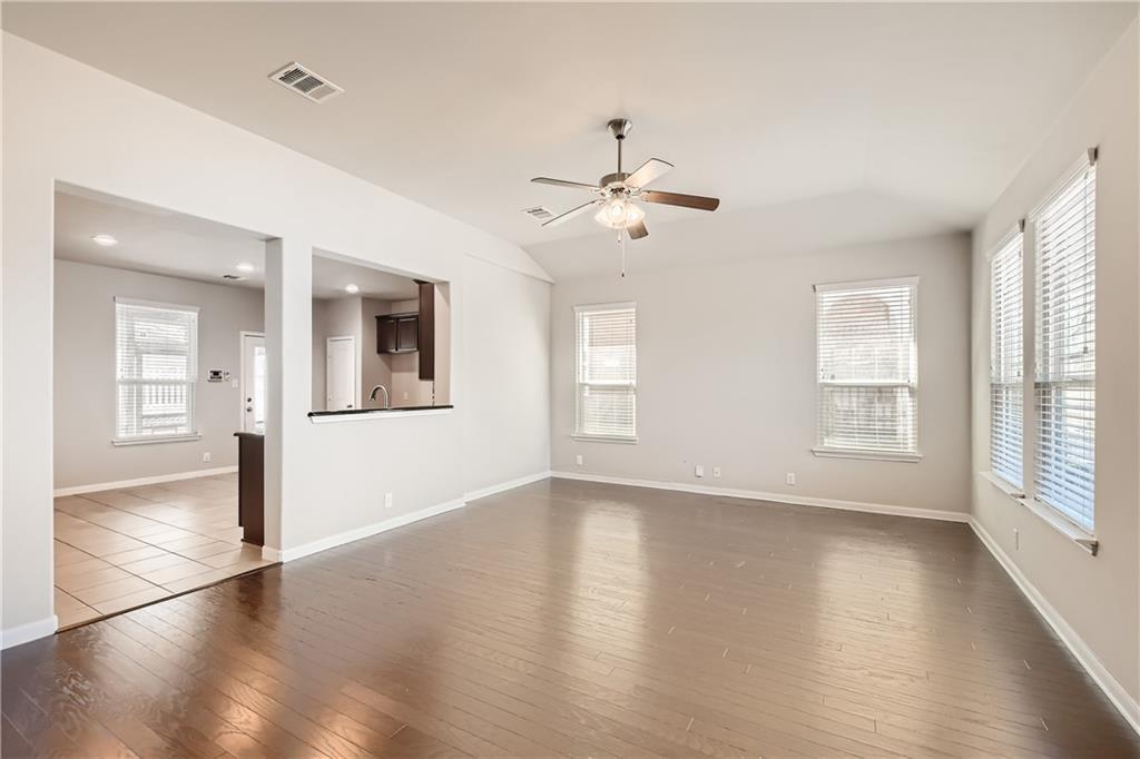 657 Heritage Springs Trl, Round Rock, TX 78664