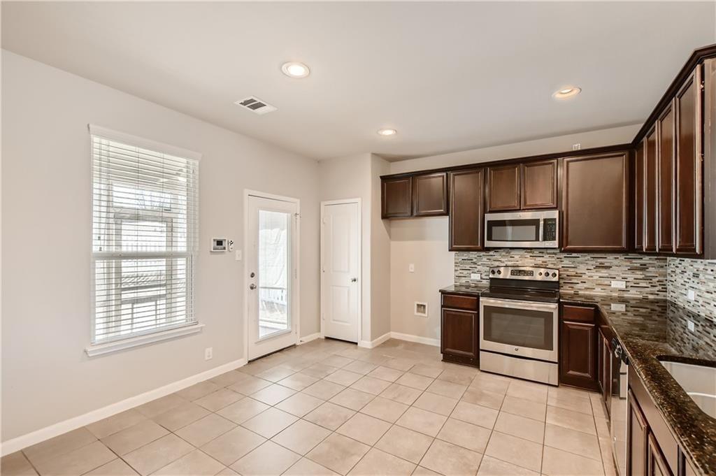 657 Heritage Springs Trl, Round Rock, TX 78664