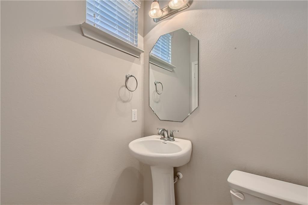 657 Heritage Springs Trl, Round Rock, TX 78664