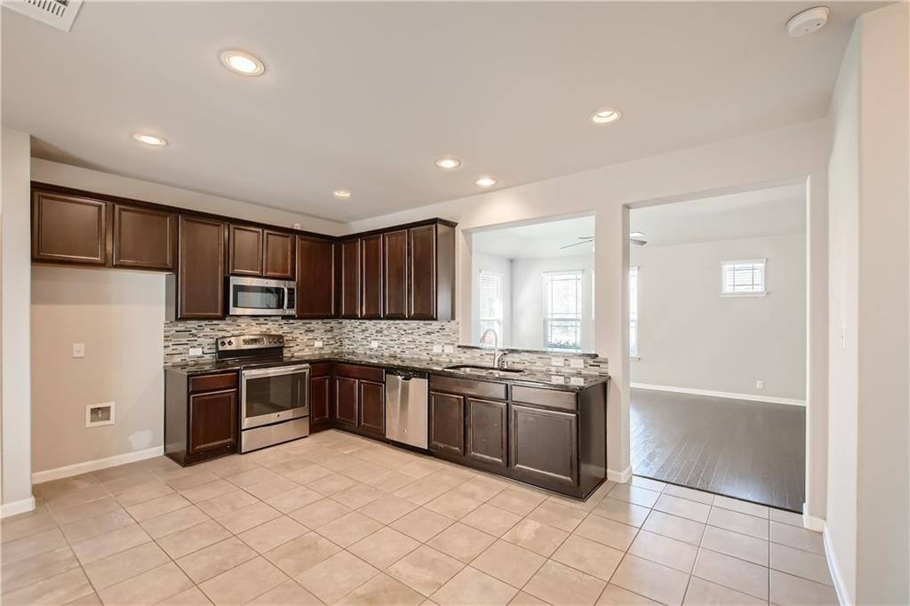 657 Heritage Springs Trl, Round Rock, TX 78664