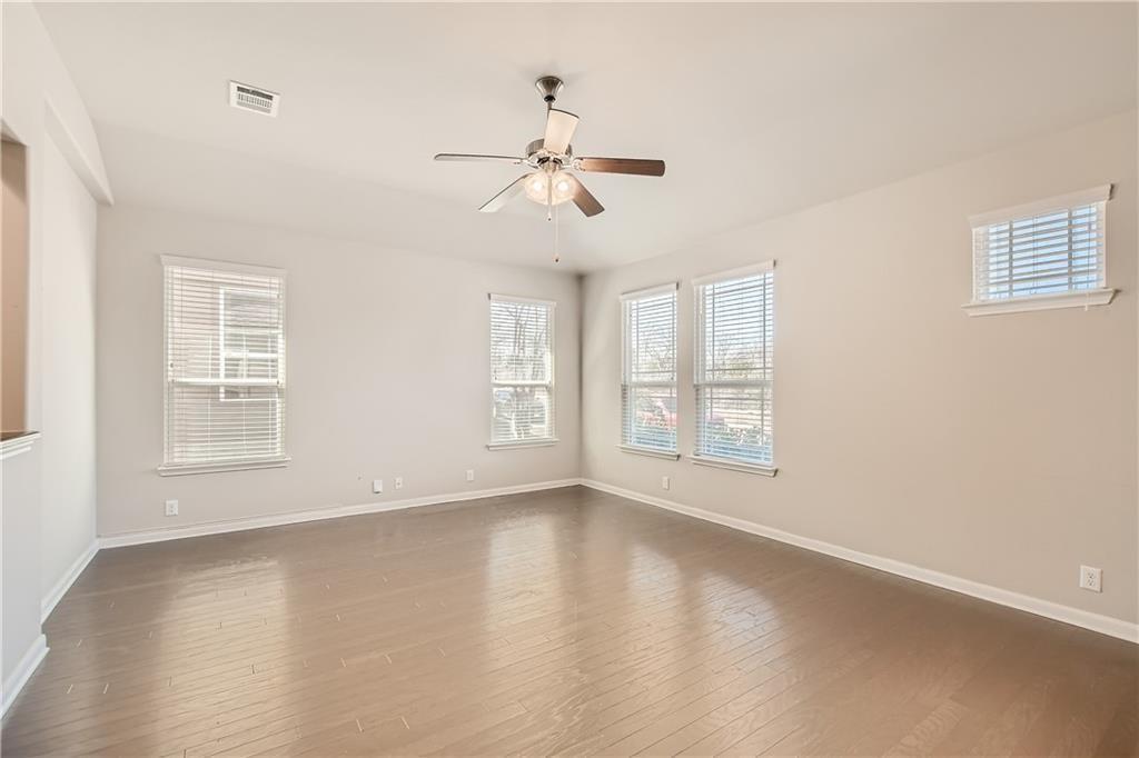 657 Heritage Springs Trl, Round Rock, TX 78664