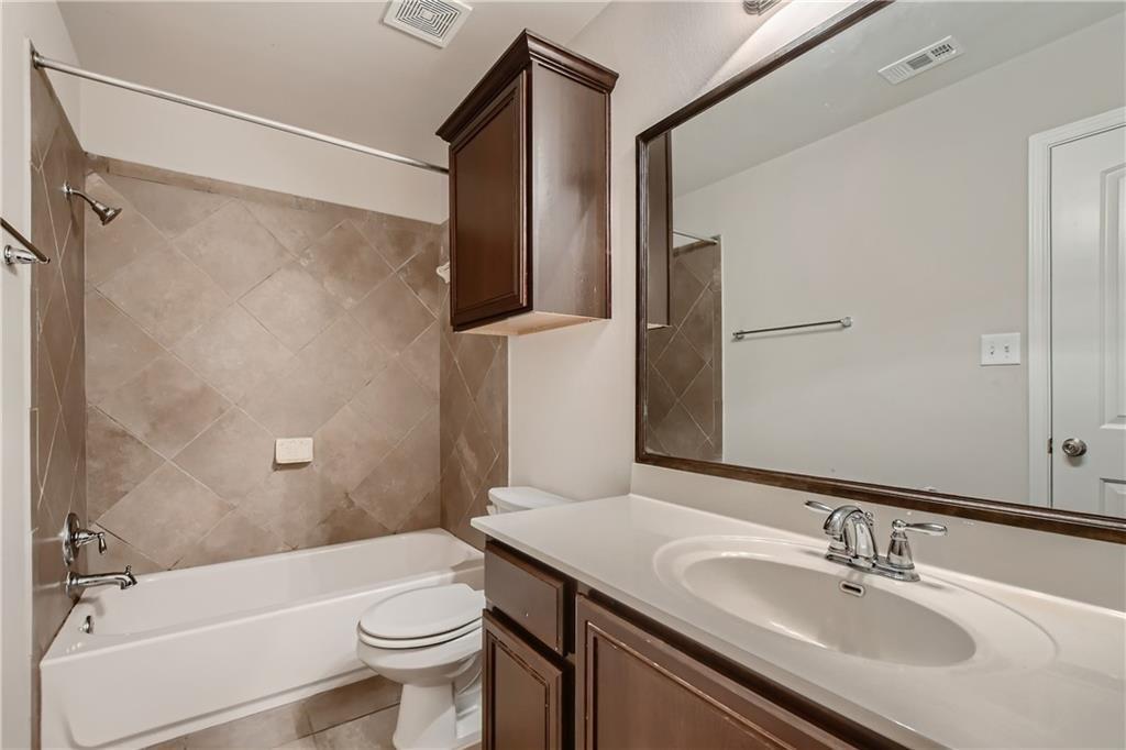 657 Heritage Springs Trl, Round Rock, TX 78664