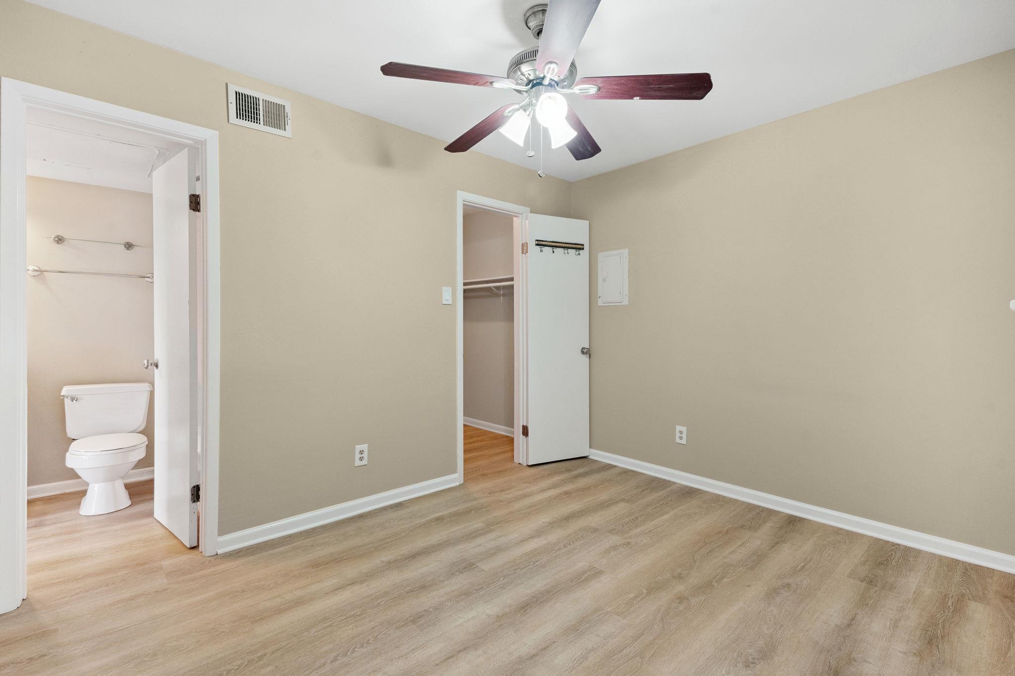 1840 Burton Dr # 155, Austin, TX 78741