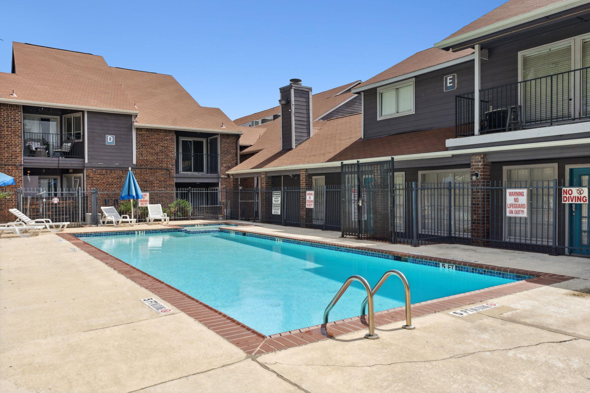 1840 Burton Dr # 155, Austin, TX 78741