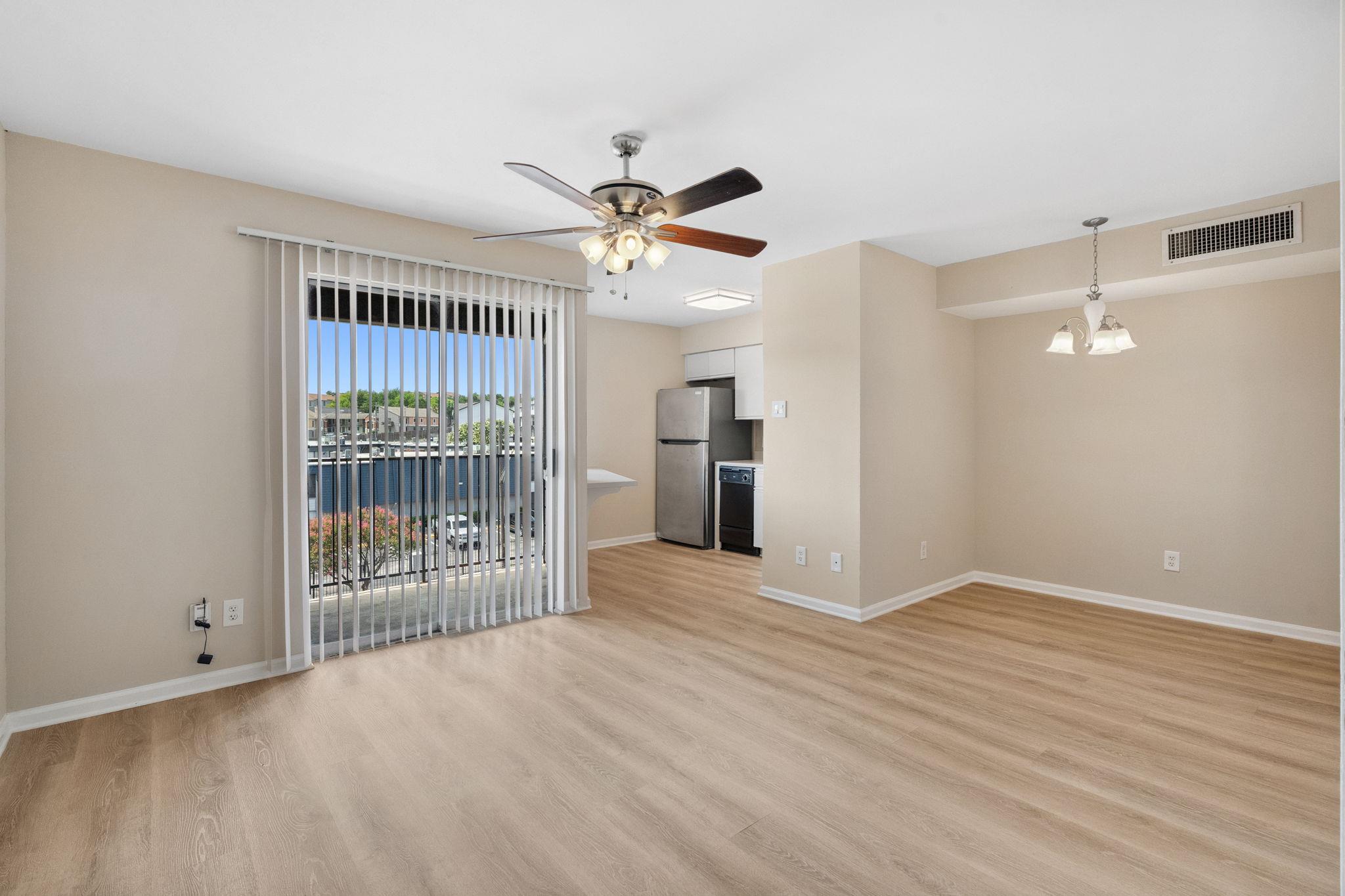 1840 Burton Dr # 155, Austin, TX 78741