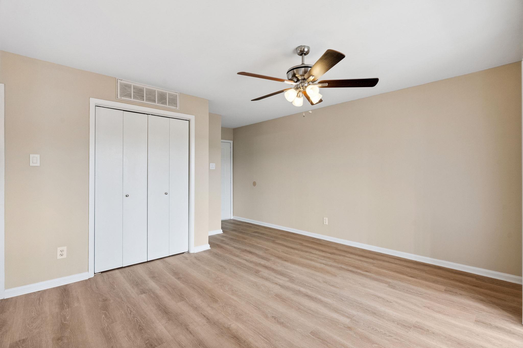 1840 Burton Dr # 155, Austin, TX 78741