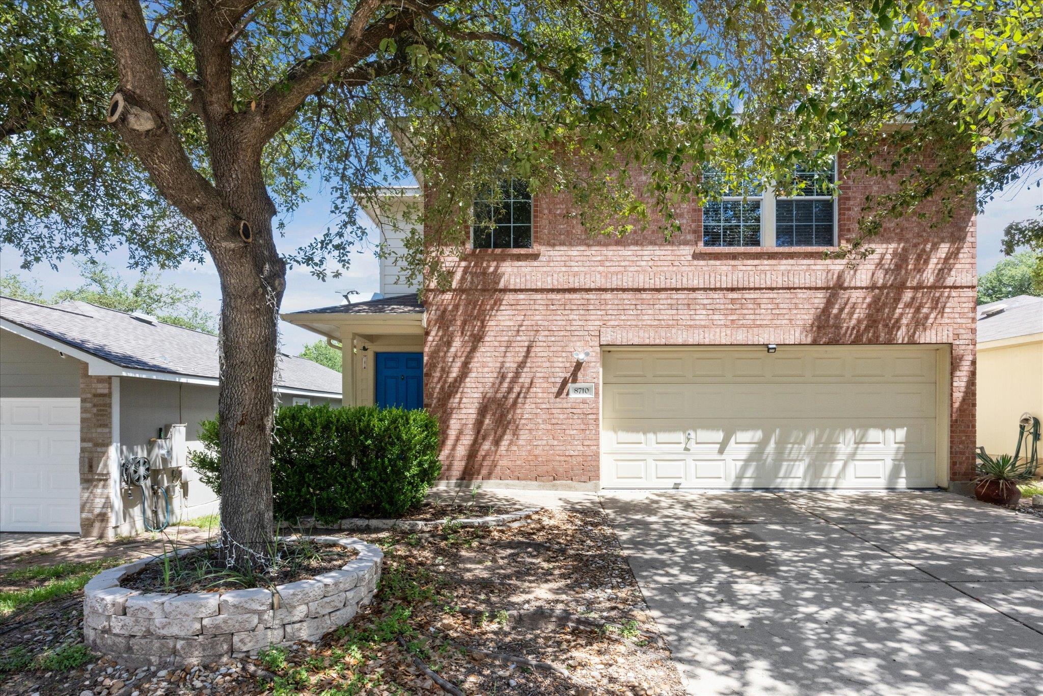8710 Davis Oaks Trl, Austin, TX 78748