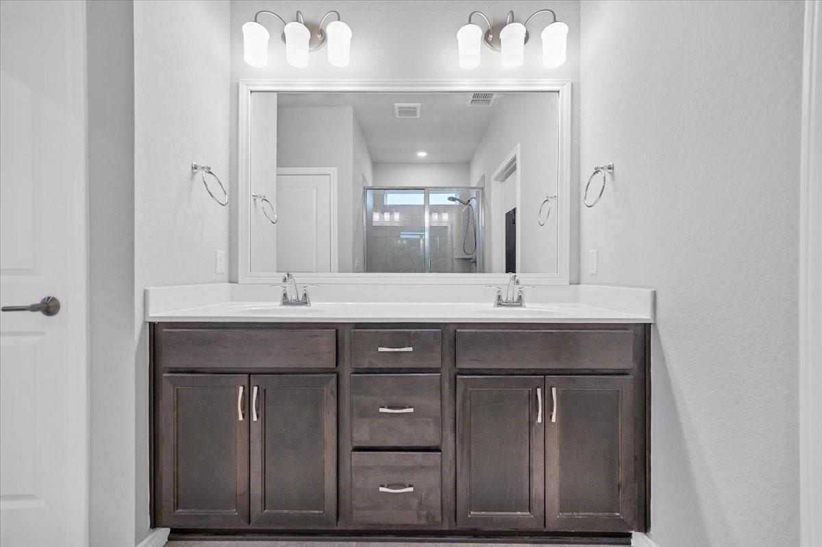 125 Harborside Dr # 102, San Marcos, TX 78666